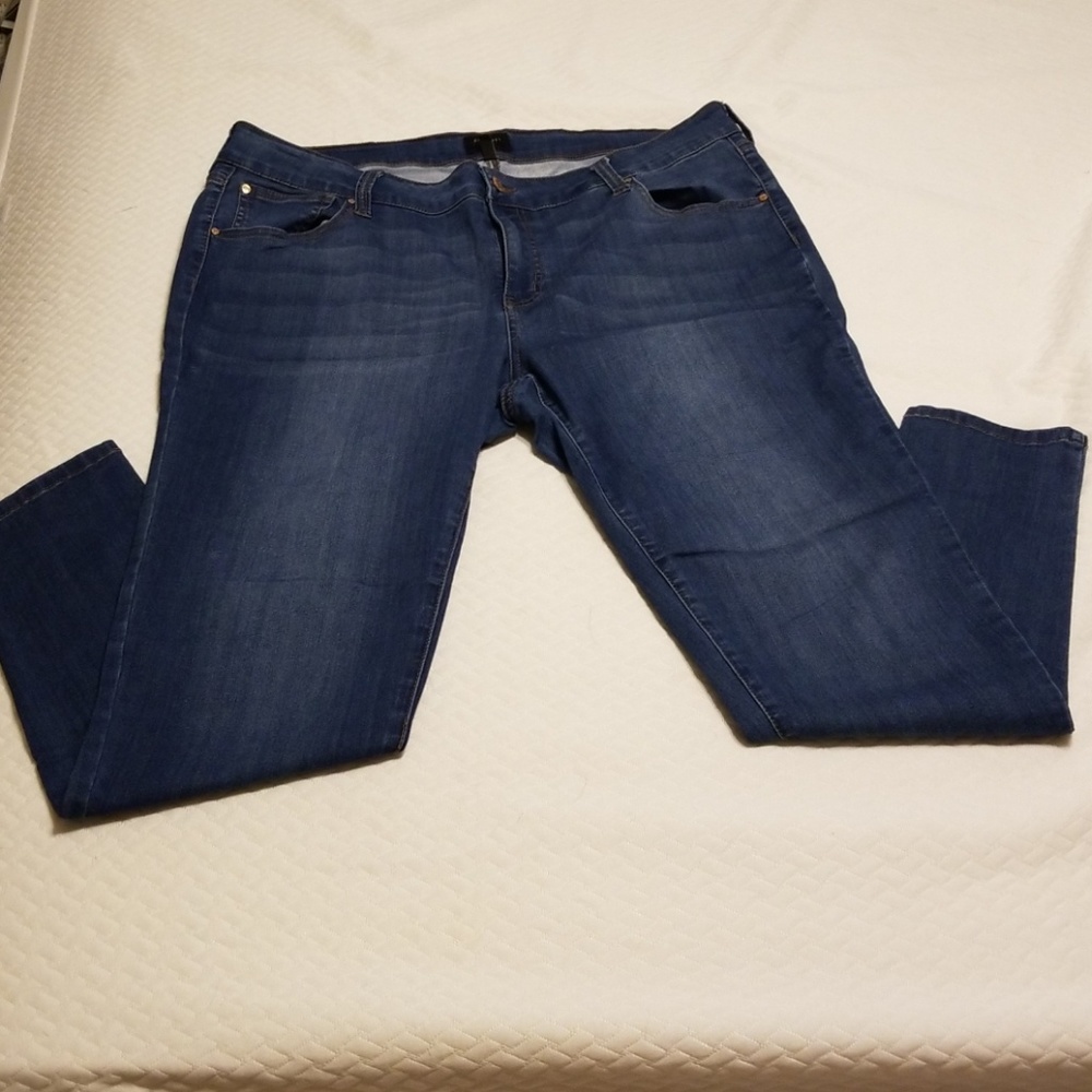 Celebrity Pink skinny stretch jeans